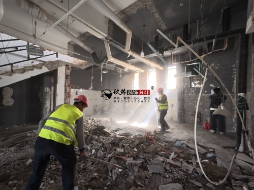 �y���O(sh��)Ӌ�b�޹�˾|�y���I���k���Ǹ����O(sh��)Ӌ�b�ެF(xi��n)������