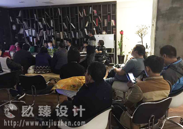 �y���k�����b���OӋ|�N���b�,(li��n)���y��������,��ͬ����΢��ƽ�_���I����