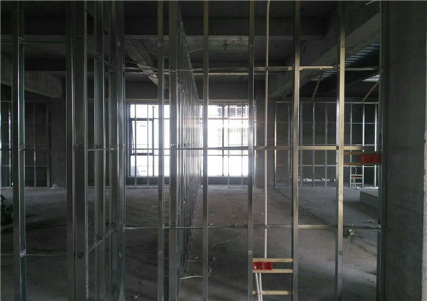 �y���b�˾���y���b�޹�˾���y���b��OӋ���y���b���OӋ���y���b��b��