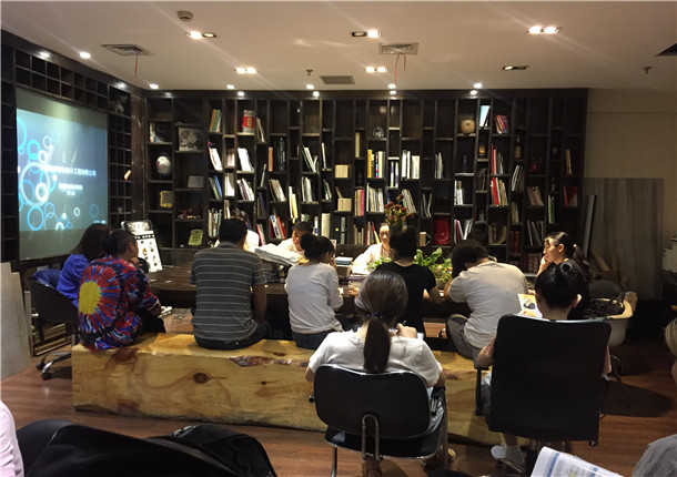 �y����լ�e���b���O(sh��)Ӌ(j��)���y���҃�(n��i)�O(sh��)Ӌ(j��)�������b�˾�������b�޹�˾