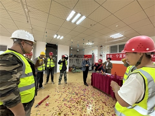 �y���Ļ������b���OӋ�Ŀ|�N���b�