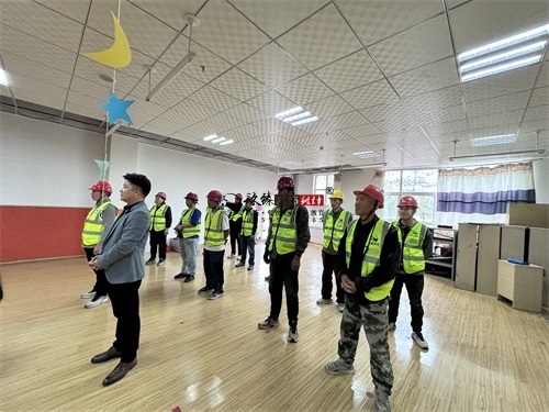 �y���Ļ������b���OӋ�Ŀ|�N���b�