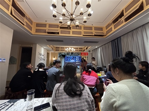 �y���OӋ�b�޹�˾���Y�����_|�N���b�