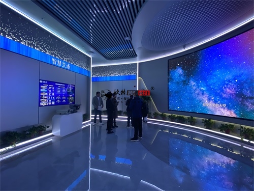 �y���Ƽ�չ�d�b���O(sh��)Ӌ(j��)�(xi��ng)Ŀ|�N���b�